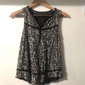 SM Lucky Brand sleeveless top